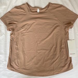 lululemon lightweight stretch run short sleeve size 8